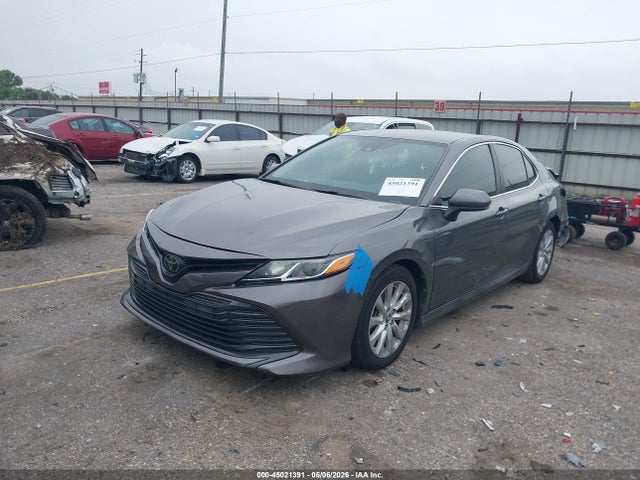 2019 TOYOTA CAMRY LE 2
