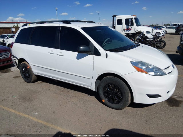2006 TOYOTA SIENNA LE