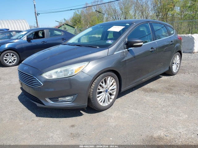 FORD FOCUS TITANIUM - 2