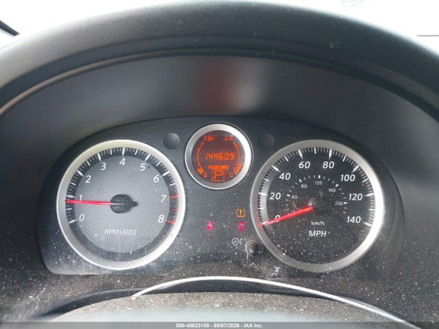 NISSAN SENTRA 2.0 - 7