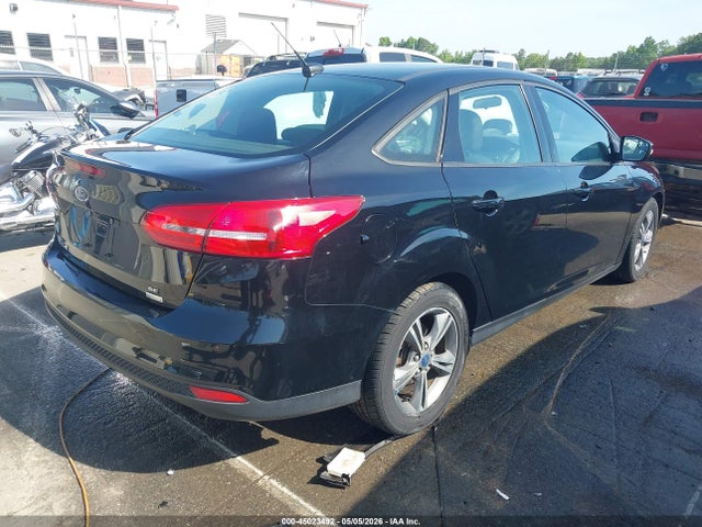 2017 FORD FOCUS SE 照片 4