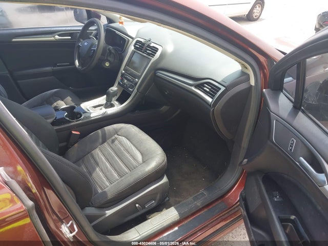 FORD FUSION SE - 5