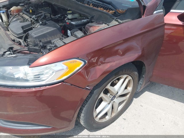 FORD FUSION SE - 6