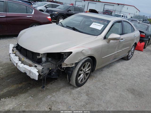 2011 Lexus ES 350 照片 2