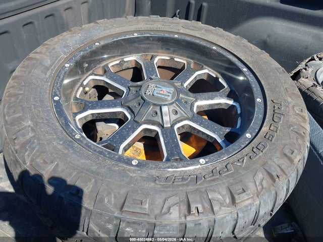 2015 Chevrolet SILVERADO 1500 1LT thumbnail 12