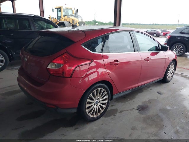 FORD FOCUS TITANIUM - 4