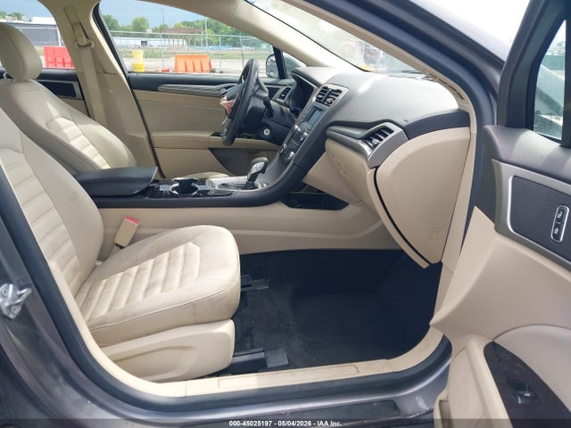 FORD FUSION SE - 5