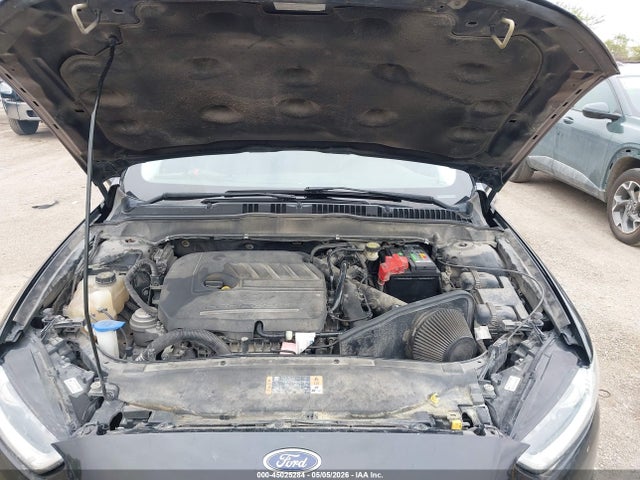 FORD FUSION SE - 10