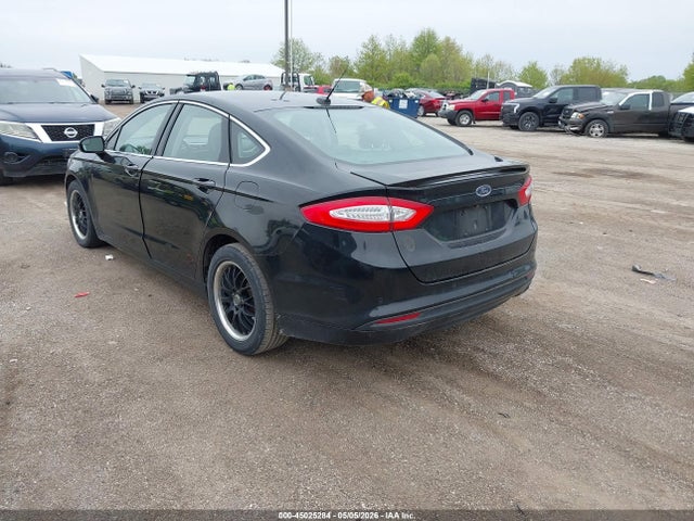 FORD FUSION SE - 3