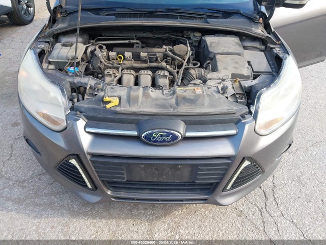FORD FOCUS SE - 10