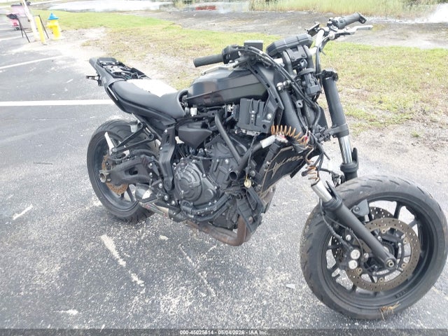 2022 YAMAHA MT07 