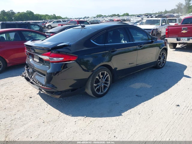 FORD FUSION SE - 4