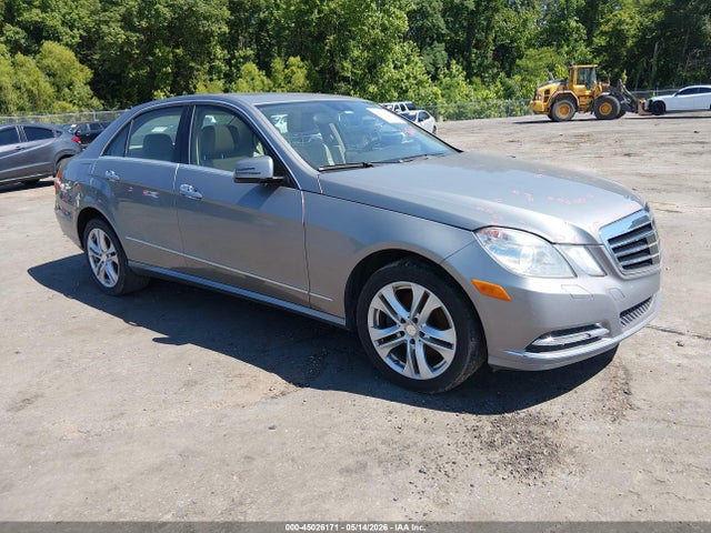 2011 MERCEDES-BENZ E 