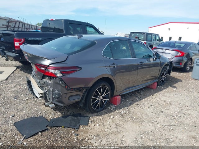 صورة 4 لـ 2021 Toyota CAMRY SE