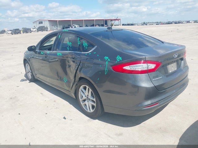 FORD FUSION SE - 3