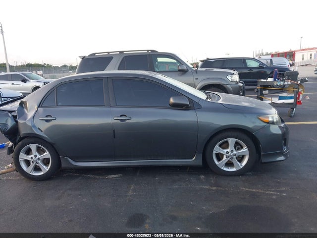 صورة مصغرة 14 لـ 2013 Toyota COROLLA S