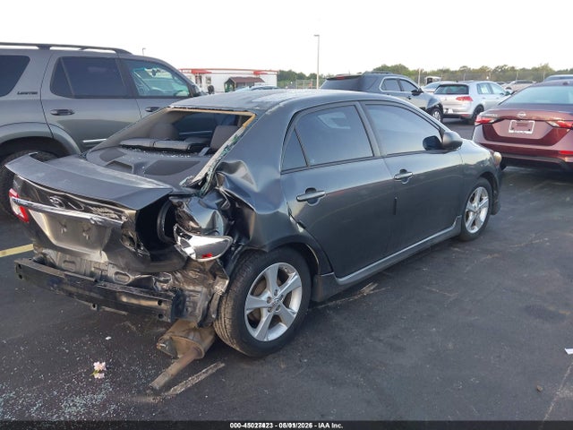 2013 Toyota COROLLA S 照片 4
