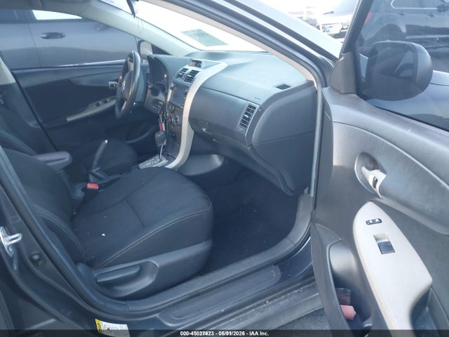 2013 Toyota COROLLA S 照片 5