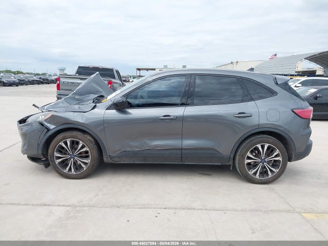 2022 FORD ESCAPE SE 15