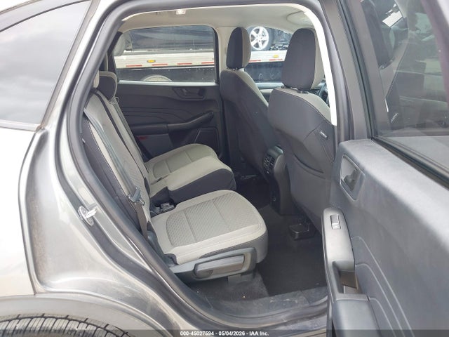 2022 FORD ESCAPE SE 8