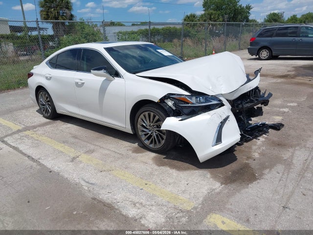2025 LEXUS ES LUXURY