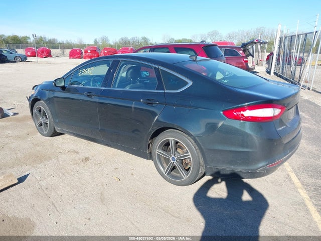 FORD FUSION SE - 3