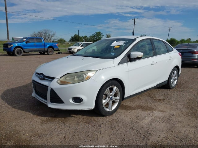 FORD FOCUS SE - 2