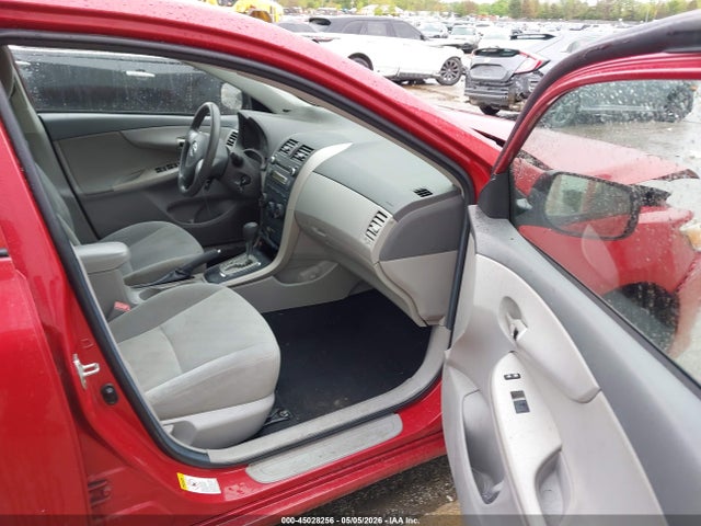 2010 Toyota COROLLA LE 照片 5