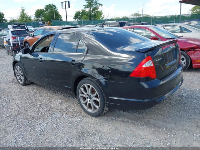 FORD FUSION SE - 3