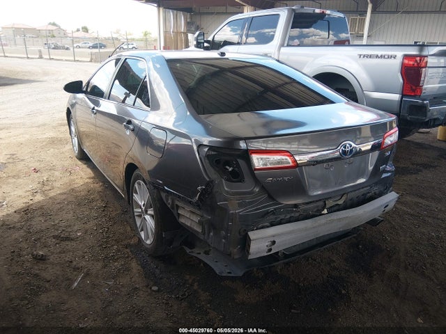 صورة 6 لـ 2014 Toyota CAMRY HYBRID XLE