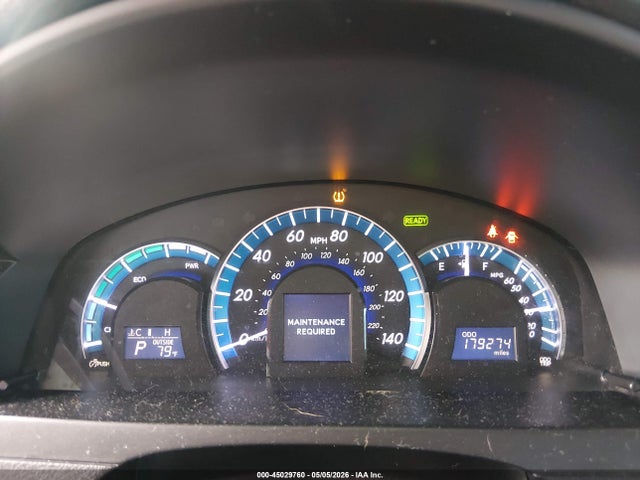 صورة 7 لـ 2014 Toyota CAMRY HYBRID XLE