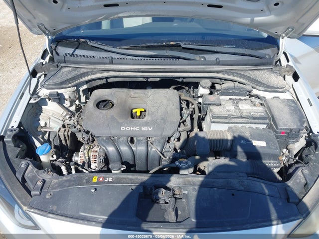 2017 Hyundai ELANTRA SE photo 10