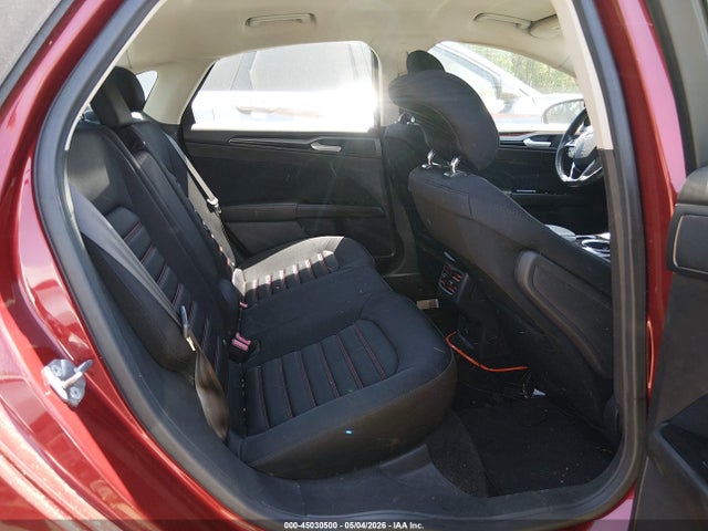 FORD FUSION SE - 8