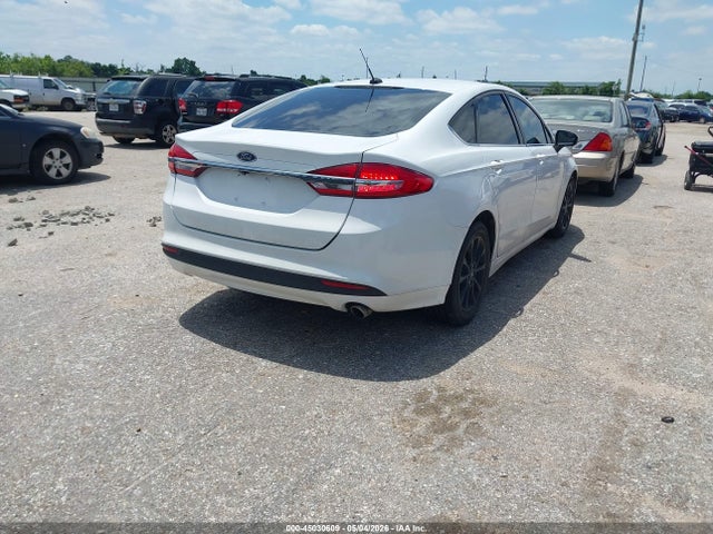 FORD FUSION SE - 4