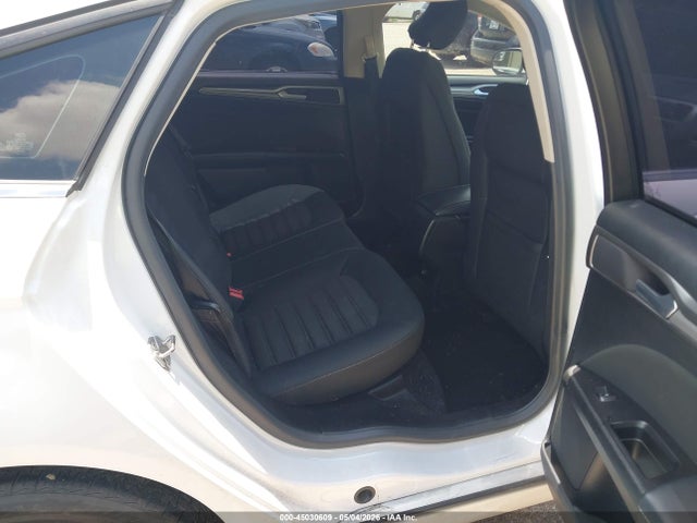 FORD FUSION SE - 8