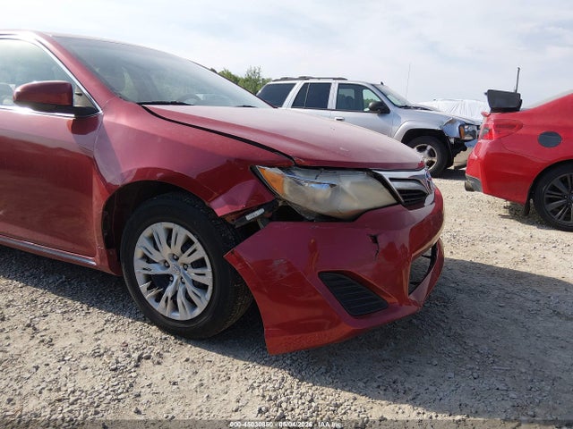 2013 Toyota CAMRY LE thumbnail 17