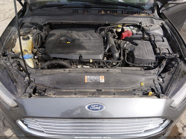 FORD FUSION SE - 10