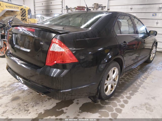 FORD FUSION SE - 4