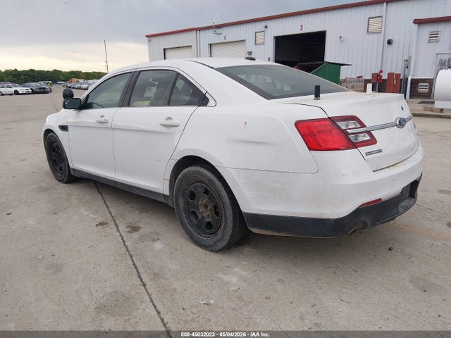 FORD POLICE INTERCEPTOR - 3