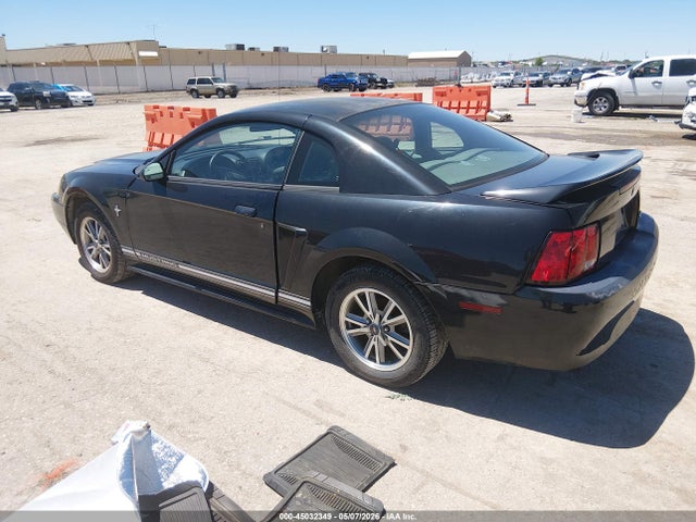FORD MUSTANG - 3