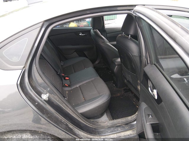 2024 KIA FORTE GT-LINE 照片 8