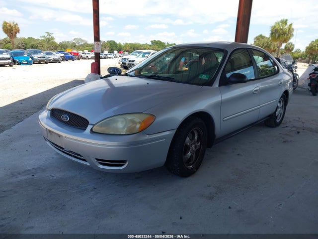 FORD TAURUS SE - 2