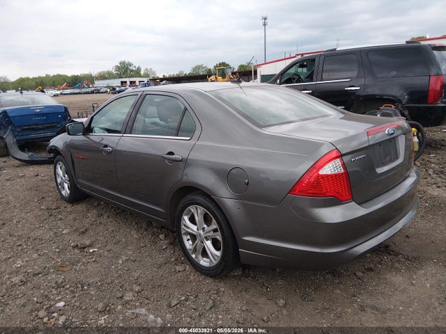 FORD FUSION SE - 3