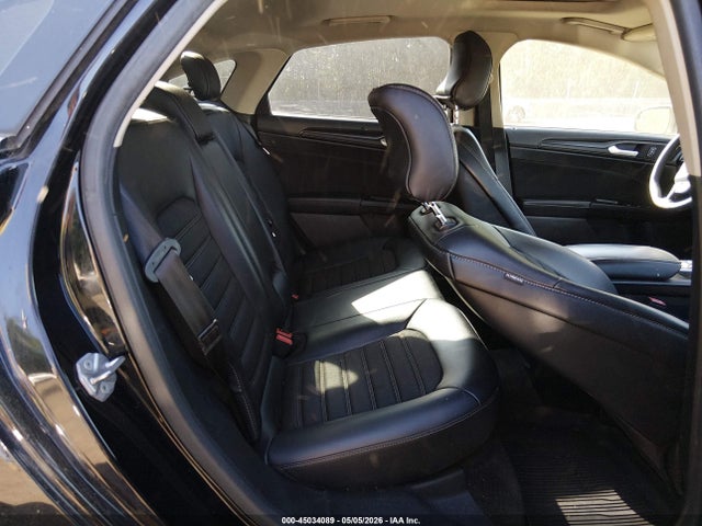 FORD FUSION SE - 8
