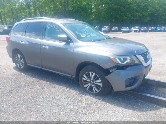 2017 NISSAN PATHFINDE SV