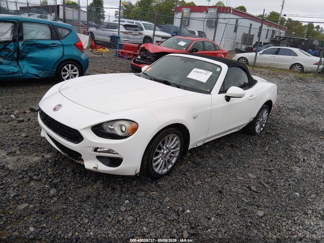 صورة 2 لـ 2017 FIAT 124 SPIDER CLASSICA