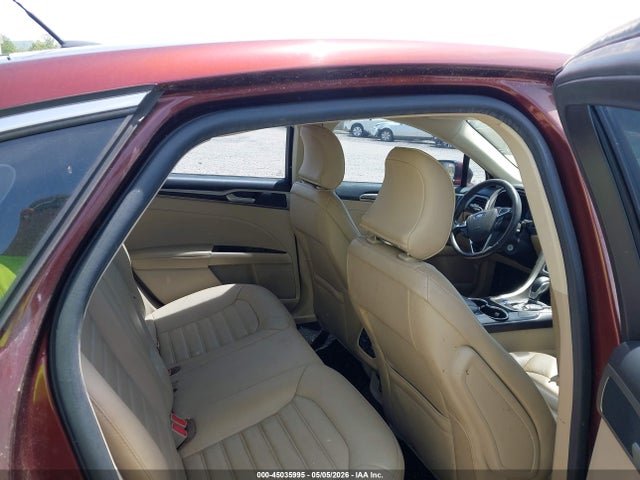 FORD FUSION SE - 8
