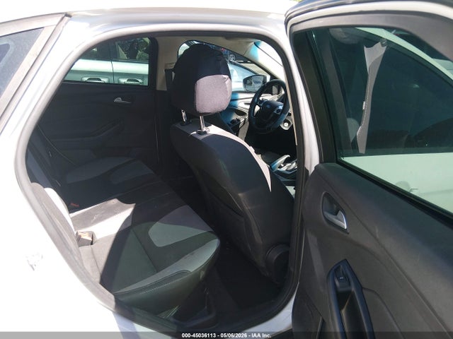 2014 FORD FOCUS SE 照片 8