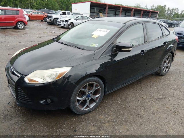 FORD FOCUS SE - 2