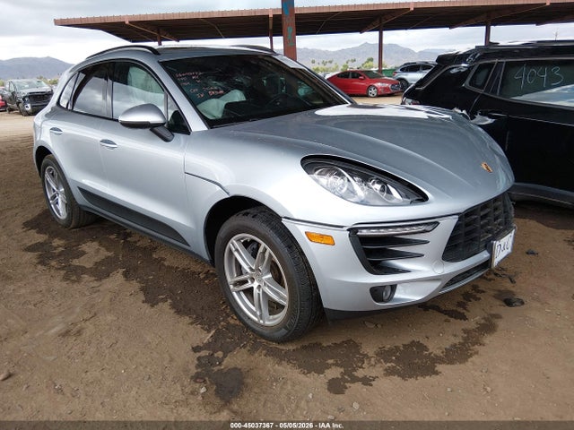 2018 PORSCHE MACAN 
